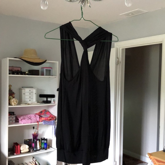 Top - Picture 2 of 6